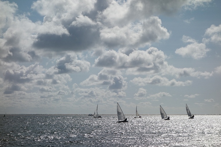 Caribbean Sailing In April